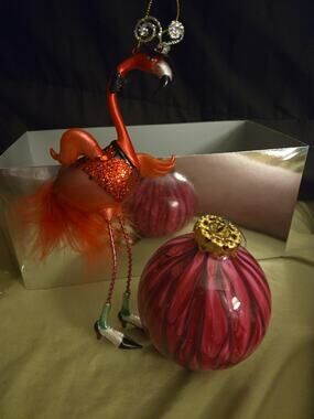 Rare TJ Maxx Glass Flamingo Ornament w Matching Painted Feather Ornament Set 2